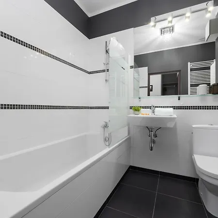 Rodzinny Dla 6 Osob Na Mokotowie By Renters Warszawa