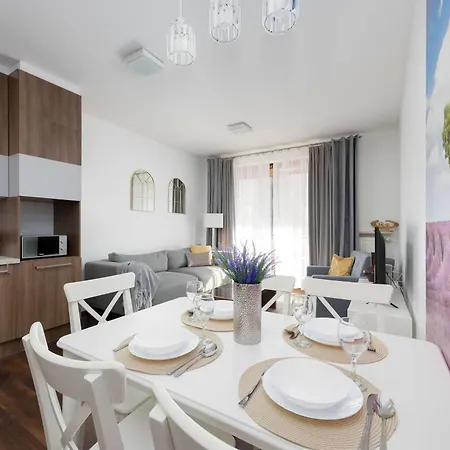 Rodzinny Dla 6 Osob Na Mokotowie By Renters *
