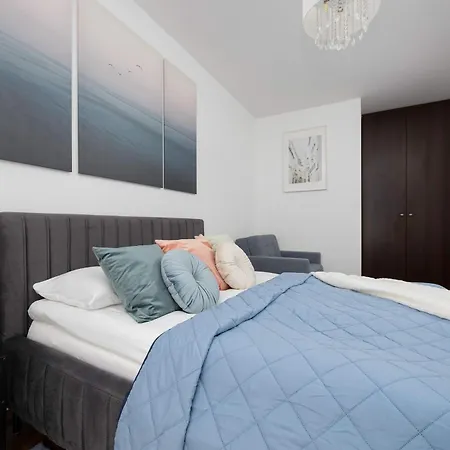 Rodzinny Dla 6 Osob Na Mokotowie By Renters